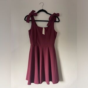 NWT Francesca’s Bow Mini Dress